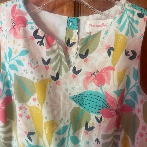 Tommy Bahama Girls Lined Elastic Drawstring Waist Handkerchief Hem Dress Sz 5T - Picture 3 of 9